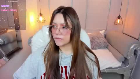 Lanna online show from 10-24-25, 11:50