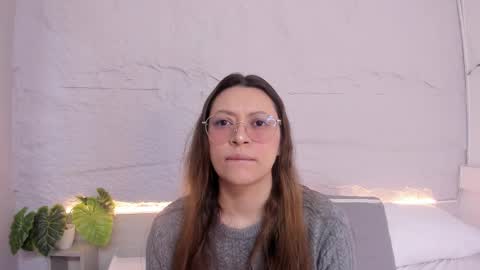 Lanna online show from 03-21-26, 11:37