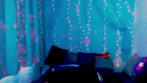 LANNIE   online show from 03-04-26, 03:40