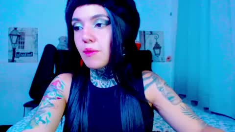 LANNIE   online show from 06-05-26, 12:50