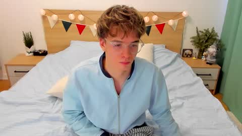 Snapshot of lanny_fandi chatting on 01-13-25, 08:26 Fandi online show from 01-13-25, 08:26