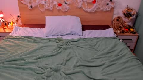 Snapshot of lanny_fandi chatting on 10-17-25, 03:58 Fandi online show from 10-17-25, 03:58