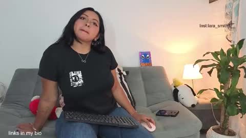 Lara  online show from 02-19-26, 01:12