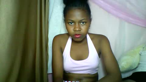 lara_belle online show from 05-04-26, 02:35