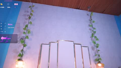 Snapshot of lara_giraldo chatting on 12-18-24, 06:53 Hello Guys I am Lara Giraldo  WELCOME To my room online show from 12-18-24, 06:53