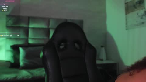 Lara  online show from 03-11-25, 03:37