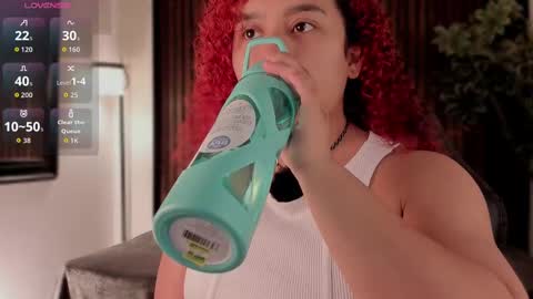 Lara  online show from 10-04-25, 08:18