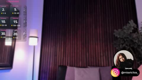 Lara  online show from 10-20-25, 07:58