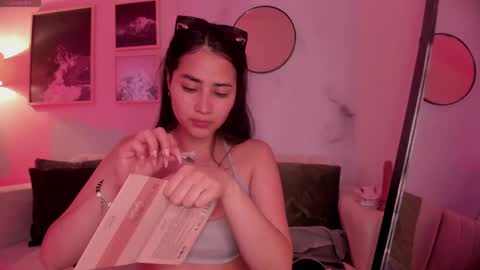 Lara Madisson online show from 09-30-25, 05:34