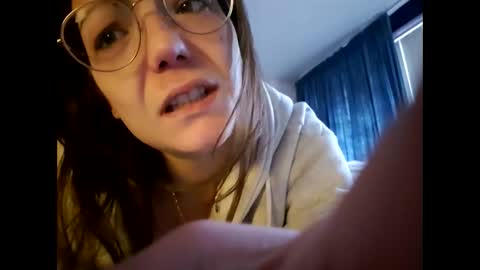 Little online show from 02-08-25, 10:39