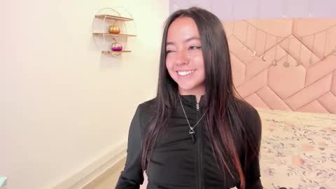 lara online show from 09-11-25, 03:06