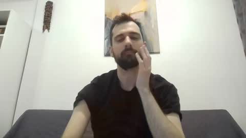 laraaan online show from 12-17-25, 07:09