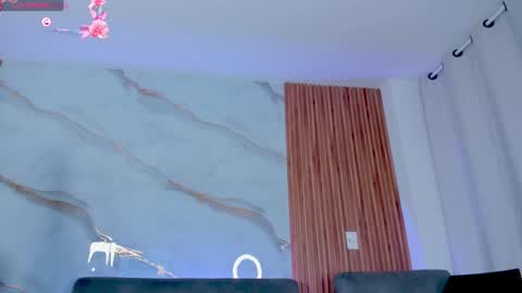 Lara  online show from 01-08-25, 11:41