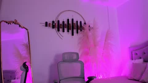 Lara  online show from 03-12-25, 08:20