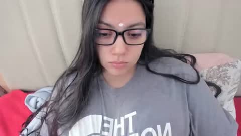 lara online show from 02-08-26, 02:31