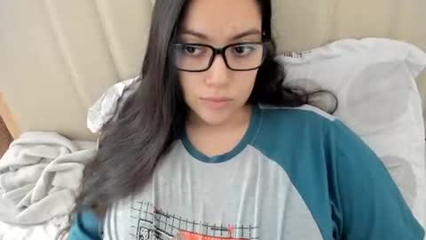 lara online show from 03-06-26, 02:46