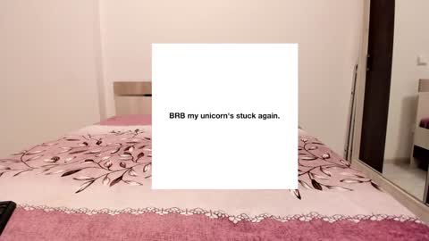 Lara online show from 01-12-25, 07:11