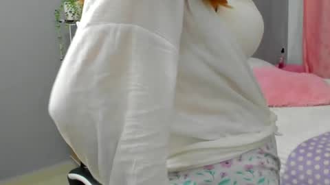 Lara online show from 05-15-26, 11:45