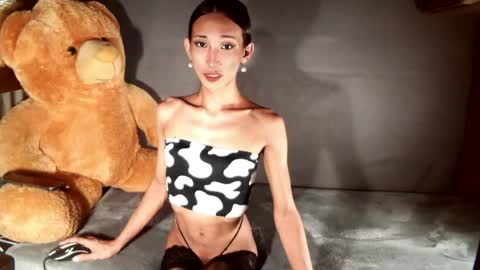 laradior online show from 04-26-26, 01:09