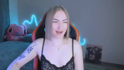 LaraKrein lk online show from 01-10-26, 05:15