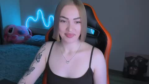 LaraKrein lk online show from 05-03-26, 03:51
