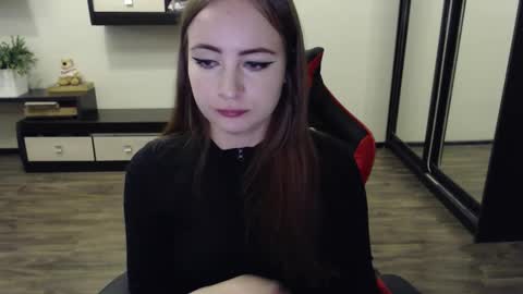 Snapshot of laralianna chatting on 09-14-25, 01:54 Laralianna online show from 09-14-25, 01:54