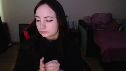 Laralianna online show from 04-30-26, 05:03
