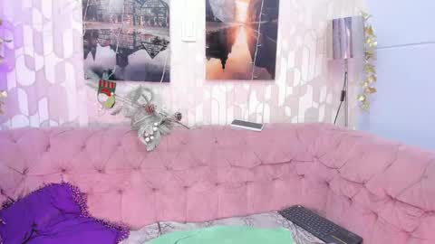 Lara Murphy online show from 12-12-24, 10:31