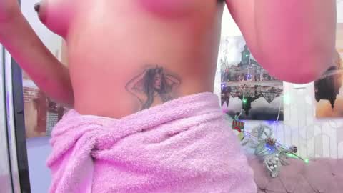 Lara Murphy online show from 12-13-24, 01:37