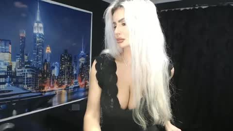 laras_moans online show from 12-07-24, 08:00