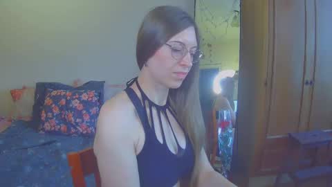 Snapshot of larawintersxxx chatting on 03-09-25, 04:00 larawintersxxx online show from 03-09-25, 04:00