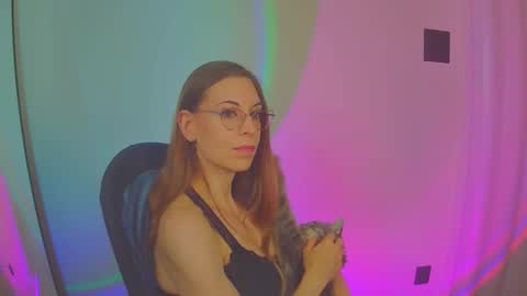 Snapshot of larawintersxxx chatting on 10-12-25, 08:41 larawintersxxx online show from 10-12-25, 08:41