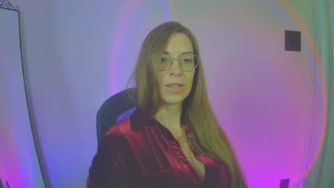 Snapshot of larawintersxxx chatting on 10-27-25, 08:57 larawintersxxx online show from 10-27-25, 08:57