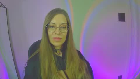 Snapshot of larawintersxxx chatting on 10-28-25, 09:50 larawintersxxx online show from 10-28-25, 09:50