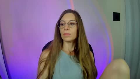 Snapshot of larawintersxxx chatting on 10-30-25, 07:47 larawintersxxx online show from 10-30-25, 07:47