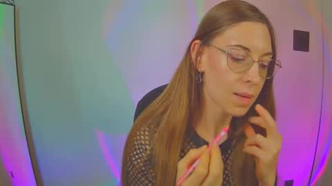 Snapshot of larawintersxxx chatting on 11-09-25, 08:40 larawintersxxx online show from 11-09-25, 08:40