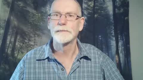 Larbie online show from 12-28-24, 05:12