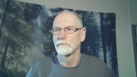 Larbie online show from 12-29-24, 06:35