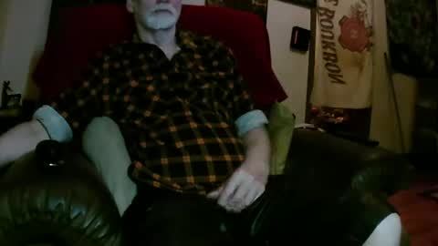 Larbie online show from 10-25-25, 09:20