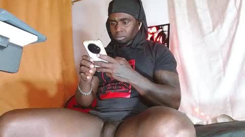 Snapshot of largo_eddy chatting on 10-04-25, 04:54 Largo eddy online show from 10-04-25, 04:54