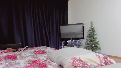 Larisa Lavriki online show from 01-07-25, 03:02