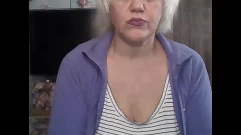 larisaq4ugo24 online show from 10-06-25, 06:55