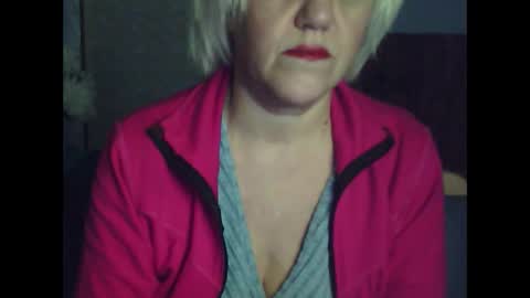 larisaq4ugo24 online show from 10-21-25, 06:58