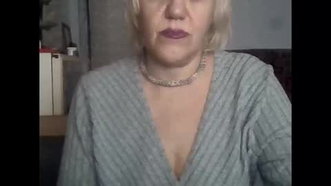 larisaq4ugo24 online show from 01-12-26, 12:32