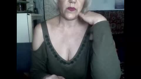 Snapshot of larisaq4ugo24 chatting on 06-06-26, 07:35 larisaq4ugo24 online show from 06-06-26, 07:35