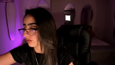 Snapshot of larisasmirnov chatting on 11-30-25, 11:53 Larisa Smirnov online show from 11-30-25, 11:53