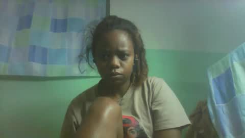 larissa645771 online show from 10-28-25, 07:12