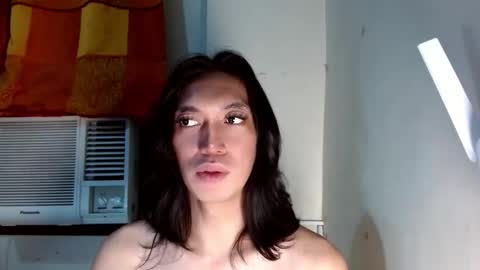 Snapshot of larochefoucauld chatting on 04-09-26, 03:50 Francois online show from 04-09-26, 03:50