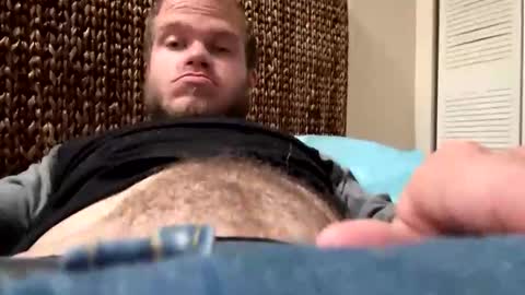 Snapshot of larry933788 chatting on 11-01-25, 08:44 larry933788 online show from 11-01-25, 08:44