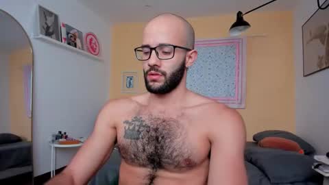 Snapshot of larry_stewart chatting on 02-11-26, 02:33 larry_stewart online show from 02-11-26, 02:33